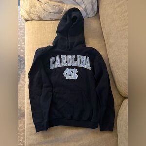 Carolina Tar Heels hoodie. Size youth medium